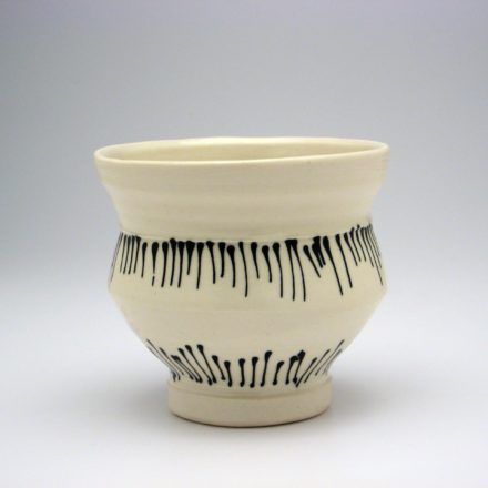 C06: Main image for Cup made by Carole Ann Fer