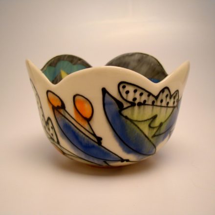 B149: Main image for Bowl made by Naomi Cleary