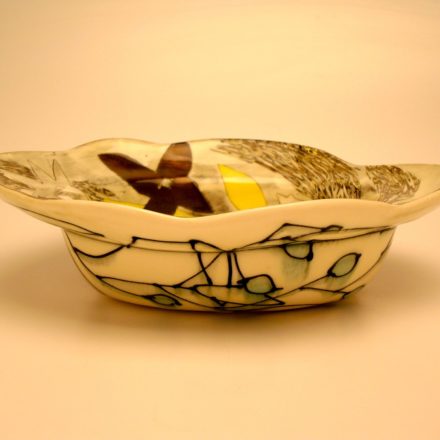 B169: Main image for Bowl made by Naomi Cleary