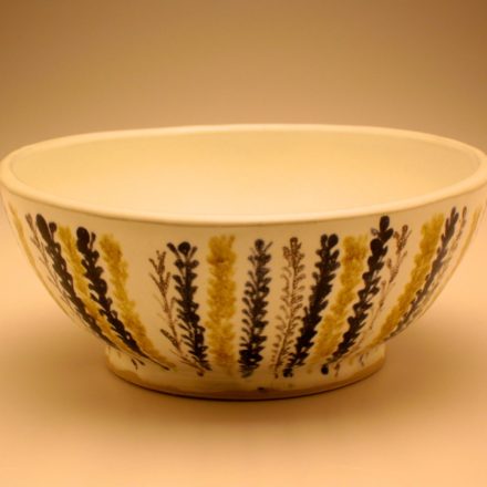 B186: Main image for Bowl made by Louise Rosenfield