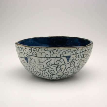 B73: Main image for Bowl made by Laura Rosenfield