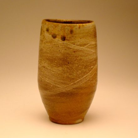C118: Main image for Cup made by Liz Lurie