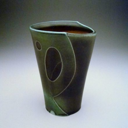 V21: Main image for Vase made by Ryan McKerley