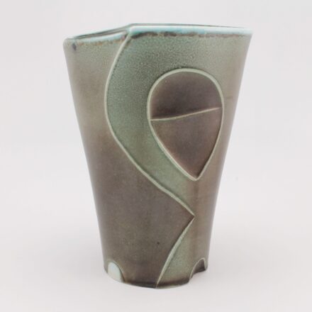 V21: Main image for Vase made by Ryan McKerley