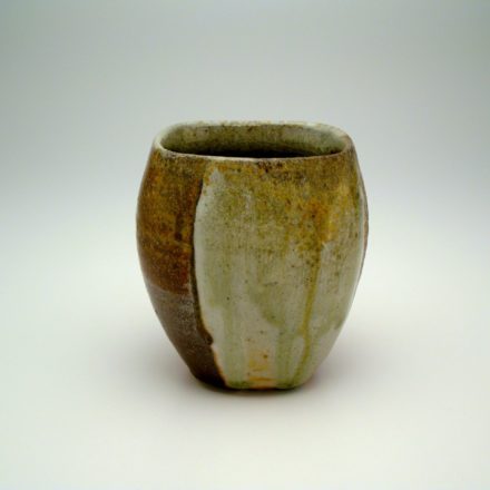 C272: Main image for Cup made by Liz Lurie