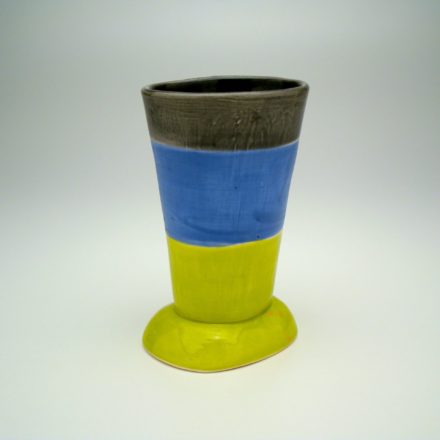 C394: Main image for Cup made by Judith Salomon