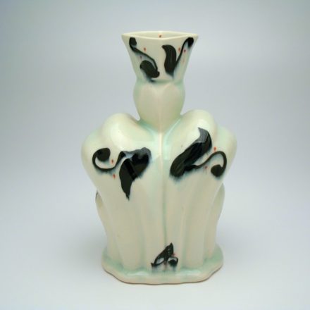 V27: Main image for Vase made by Andrew Martin