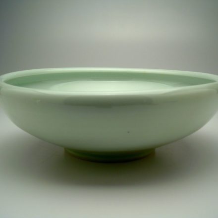 B219: Main image for Bowl made by Peter Beasecker