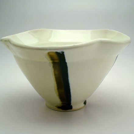 B244: Main image for Bowl made by Amy Halko