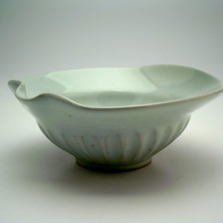 B329: Main image for Bowl made by Takashi Nakazato