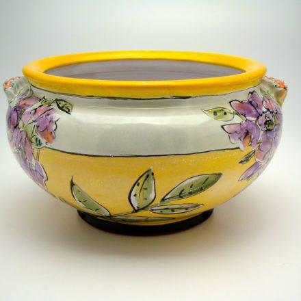 B345: Main image for Bowl made by Linda Arbuckle