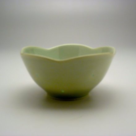 B439: Main image for Bowl made by Autumn Cipala