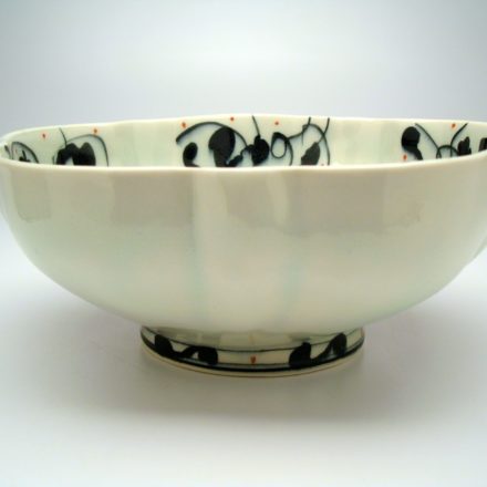 B396: Main image for Bowl made by Andrew Martin