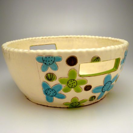 B401: Main image for Bowl made by Kari Radasch