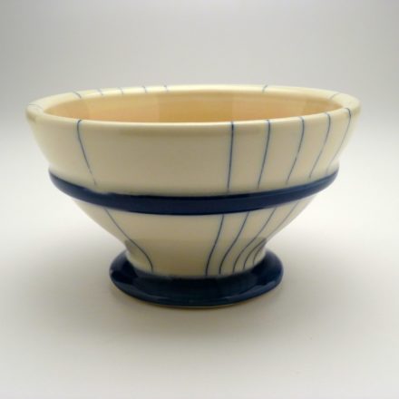 B411: Main image for Bowl made by Monica Ripley