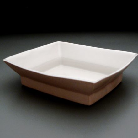 B457: Main image for Bowl made by Hiroe Hanazono