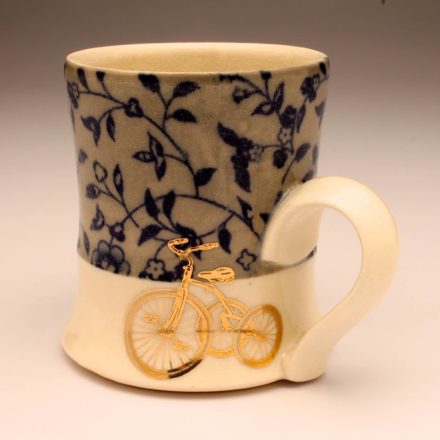 C733: Main image for Cup made by Melissa Mencini