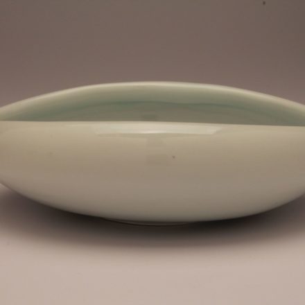 B509: Main image for Bowl made by Peter Beasecker