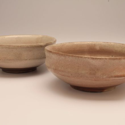 B527: Main image for Set of Bowls made by Liz Lurie