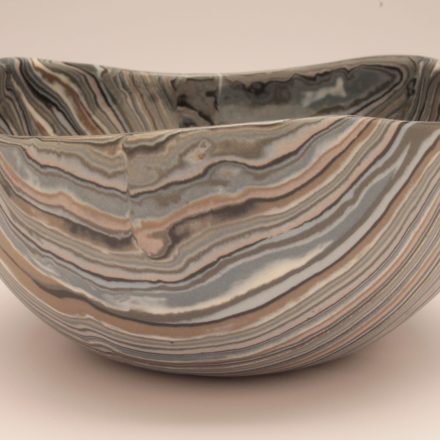 B530: Main image for Bowl made by Jan Dreskin-Haig