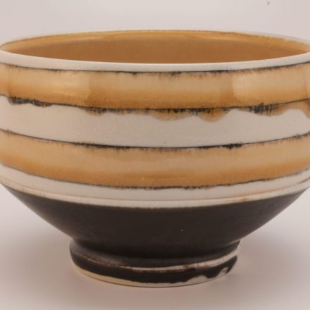 B558: Main image for Bowl made by Lorna Meaden