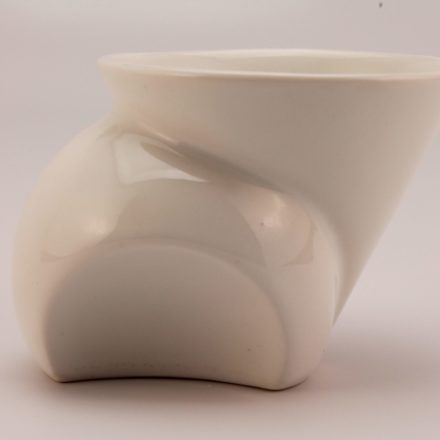 C816: Main image for Cup made by Anne Currier