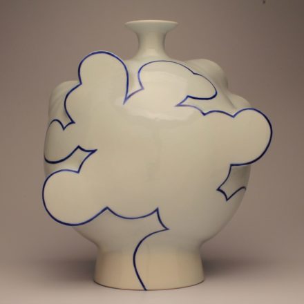 V131: Main image for Vase made by Sam Chung