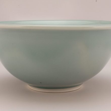 B586: Main image for Bowl made by Barbara Frey