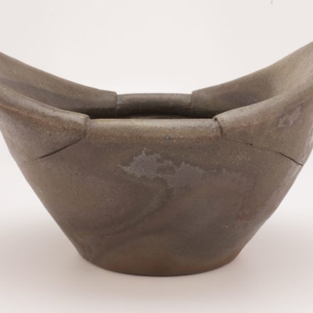 B595: Main image for Bowl made by Liz Lurie
