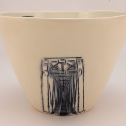 B598: Main image for Bowl made by Nicole Aguillano