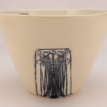 B598: Main image for Bowl made by Nicole Aguillano