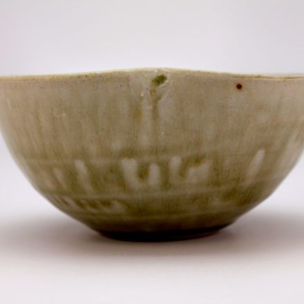 B618: Main image for Bowl made by Liz Lurie