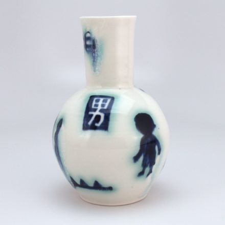 V146: Main image for Vase made by Beth Lo