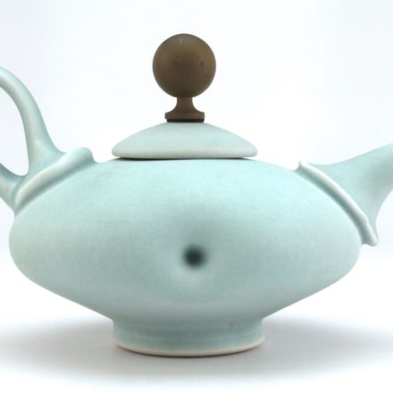T98: Main image for Teapot made by Joe Davis