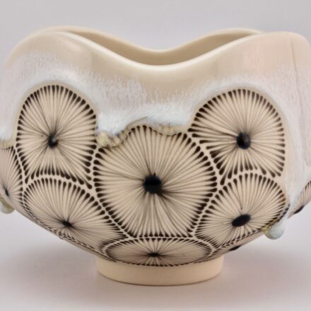 B716: Main image for Teabowl made by Noelle Hoover