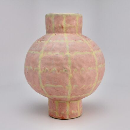 V206: Main image for Round Vase made by Kelsie Rudolph
