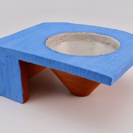 V202: Main image for vase made by Zak Helenske