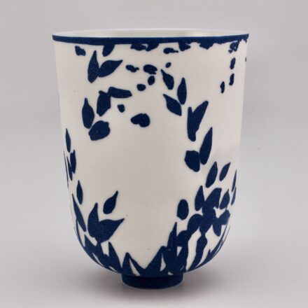 C1166: Main image for Porcelain Tumbler with swimming fish inside made by Anima Roos