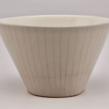 B802: Main image for Bowl made by Hiroe Hanazono