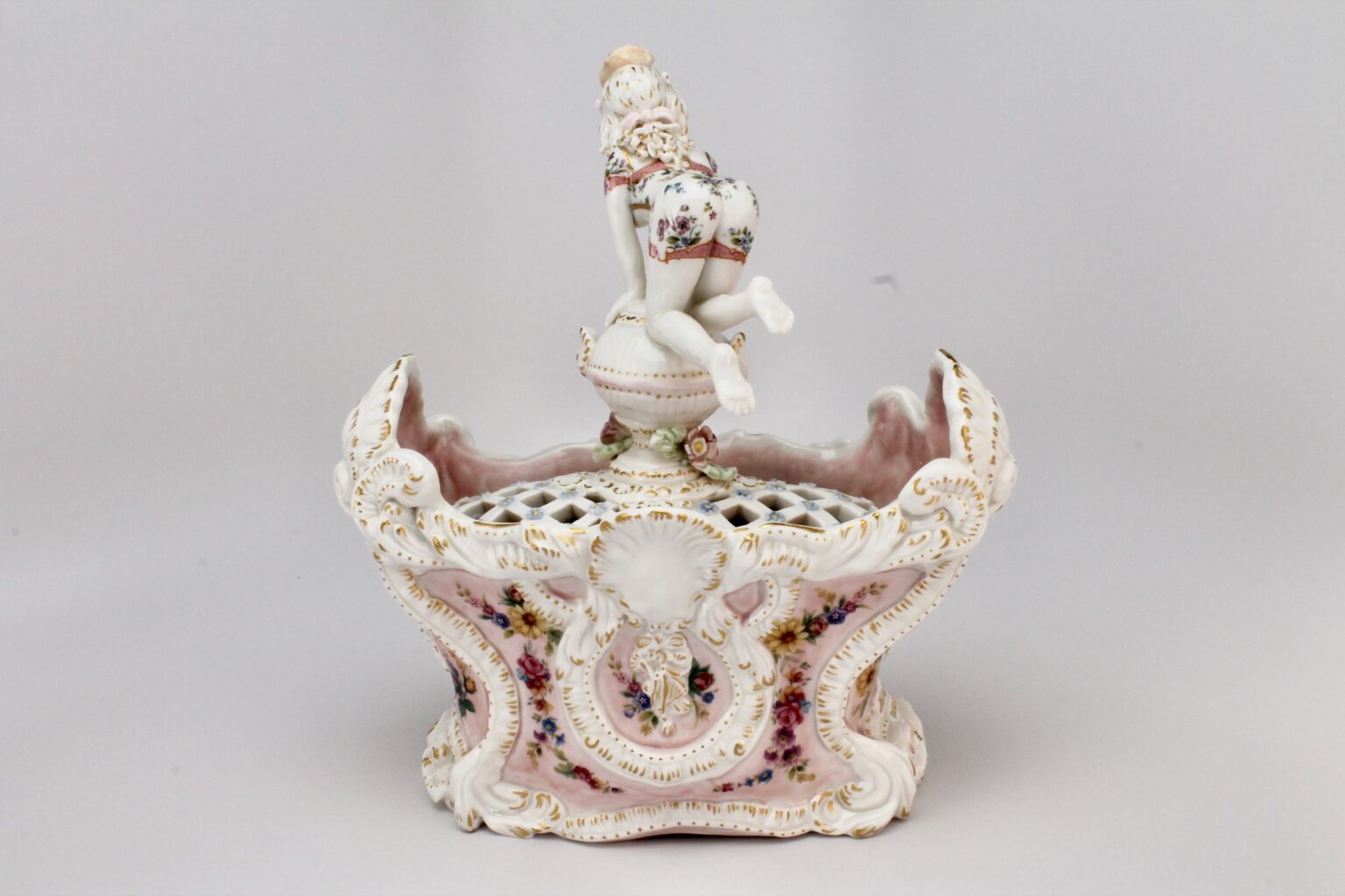 Made by Chris Antemann