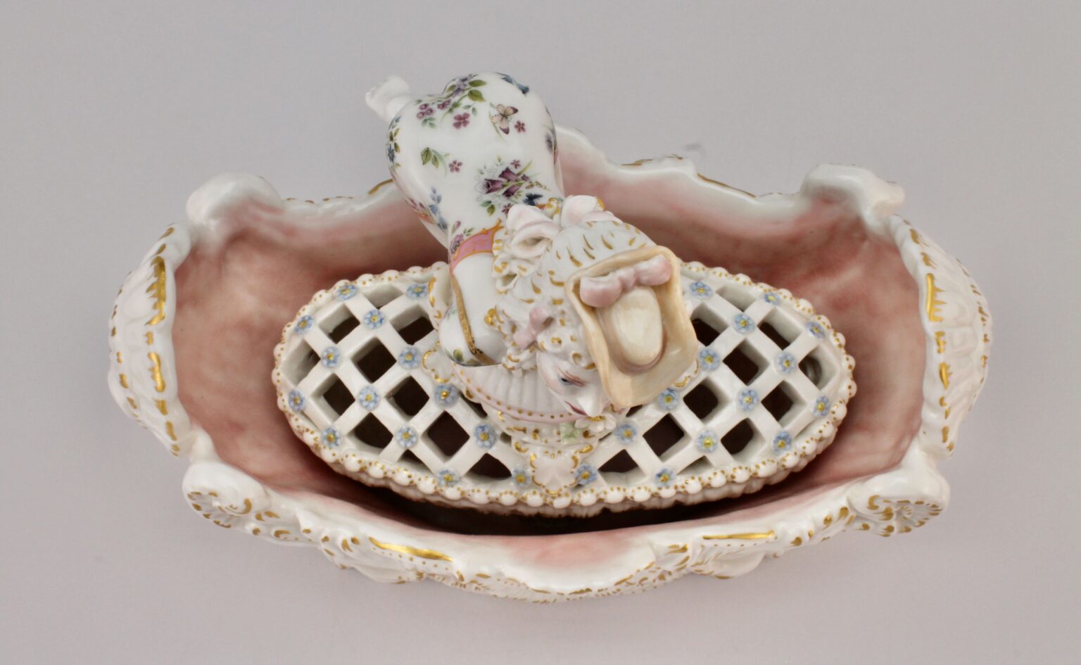 Made by Chris Antemann