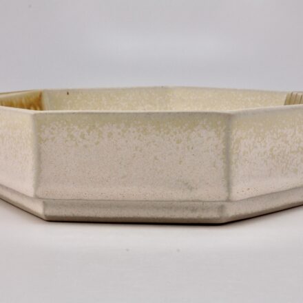B845: Main image for Bowl made by Alison Reintjes