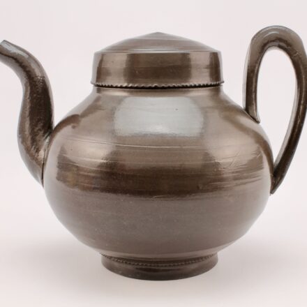 T111: Main image for Teapot made by Linda Sikora