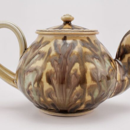 T127: Main image for Teapot made by Linda Sikora